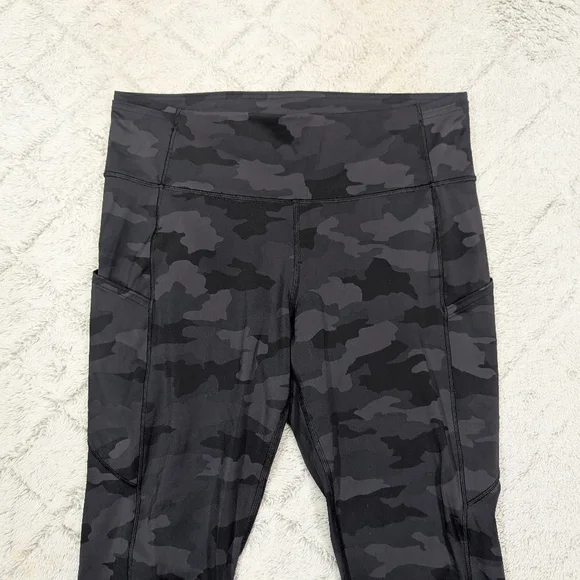 Lululemon Leggings Womens 12 Gray Incognito Camo Fast Free Hi Rise Crop 23” - Picture 2 of 12